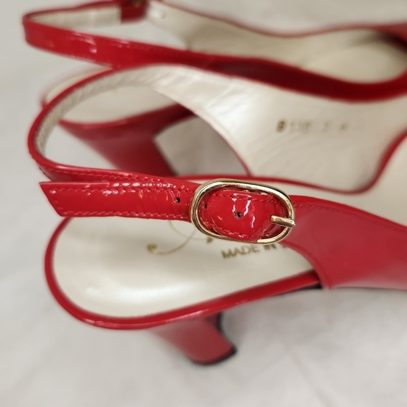 Vintage Patent Red Leather Pumps - Picture 8 of 12